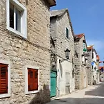 Apartment Gloria - Old City Center